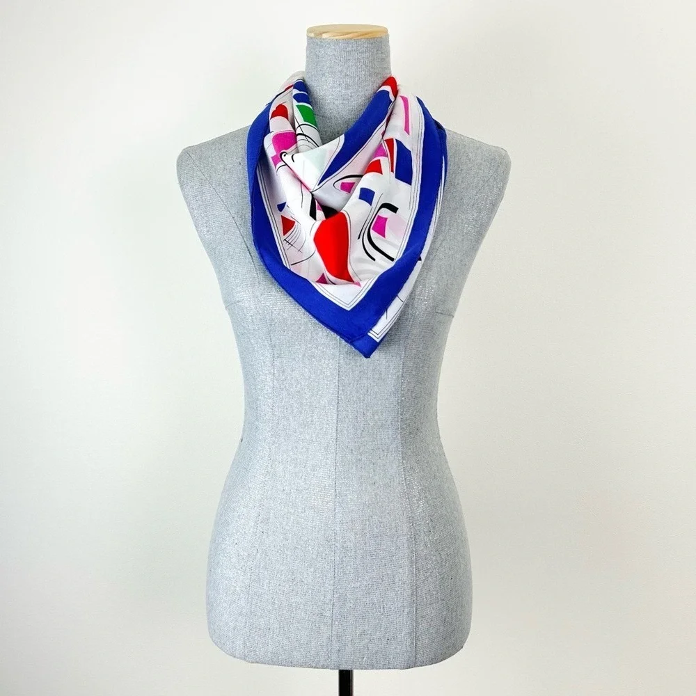Vintage 80s/90s‎ Silky Scarf in Geometric Print
